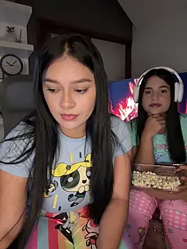 Snapshot of sarasoto_1 chatting on 02-02-25, 02:59 sarasoto 1 online show from 02-02-25, 02:59