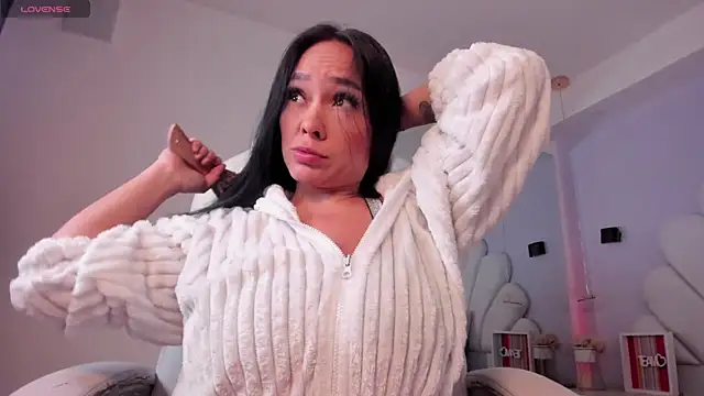 ginebra ness online show from 11-06-25, 01:04