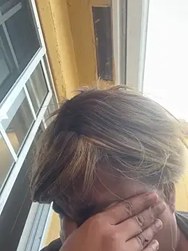 JCCaramelbarbie1 online show from 12-18-25, 02:54