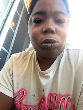 JCCaramelbarbie1 online show from 11-02-25, 12:43