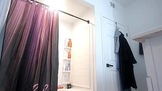 QueenLolaX online show from 02-11-26, 12:32