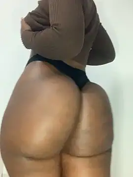 Snapshot of Africanbootie chatting on 11-08-25, 08:12 Africanbootie online show from 11-08-25, 08:12