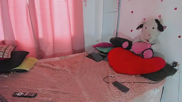 msschloee  online show from 02-05-26, 10:16