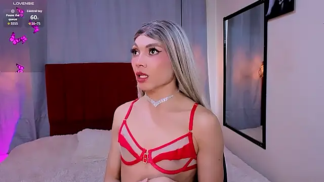 Megan Do Santos online show from 03-12-26, 09:30