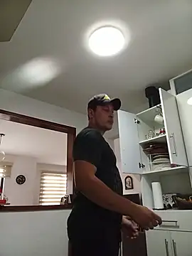 Snapshot of Zordomud0 chatting on 02-26-26, 04:51 Zordomud0 online show from 02-26-26, 04:51