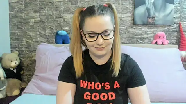 kalindahot online show from 06-19-26, 06:03