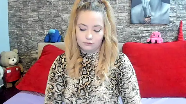 kalindahot online show from 10-15-25, 06:05