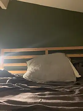 Snapshot of Marvin_vivine chatting on 02-25-25, 06:55 Marvin vivine online show from 02-25-25, 06:55