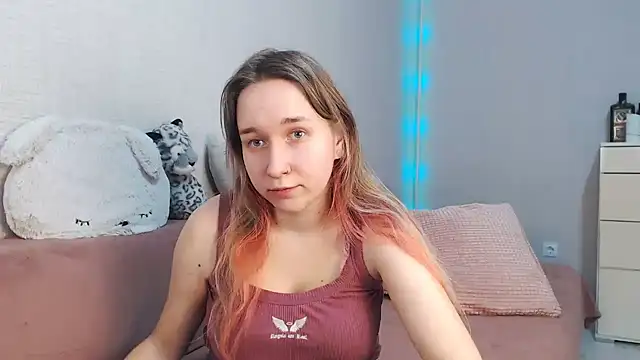 Snapshot of lovely_hayley chatting on 02-15-26, 09:58 lovely hayley online show from 02-15-26, 09:58