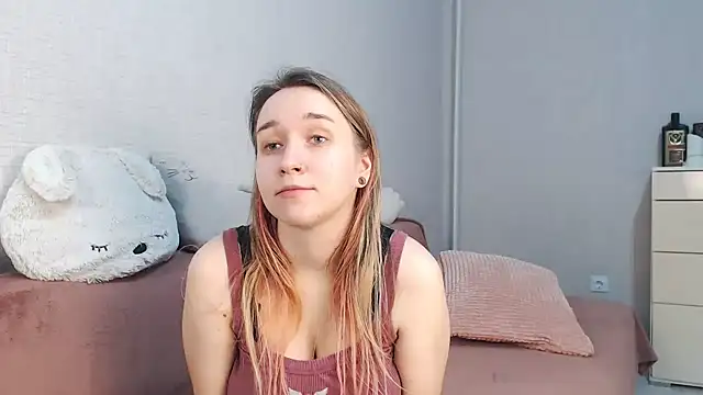 Snapshot of lovely_hayley chatting on 02-07-26, 09:01 lovely hayley online show from 02-07-26, 09:01