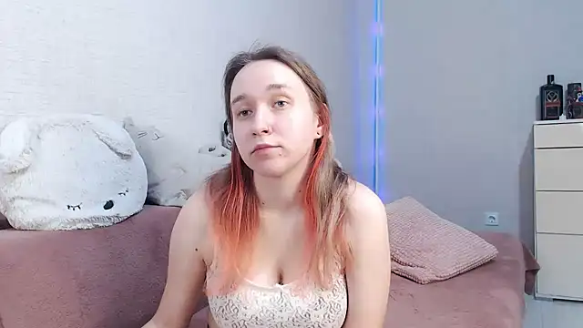 lovely hayley online show from 04-08-26, 08:43