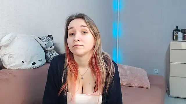 Snapshot of lovely_hayley chatting on 02-11-26, 09:36 lovely hayley online show from 02-11-26, 09:36