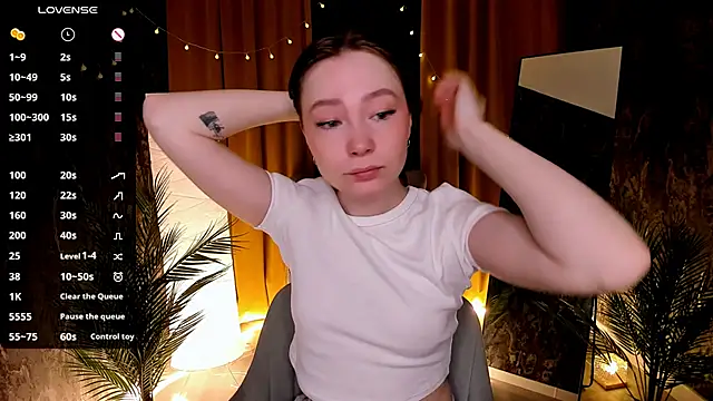 LanaBlu  online show from 11-28-25, 02:23