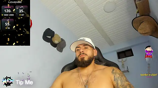 Snapshot of _Poseidon1_ chatting on 09-18-25, 04:37 Poseidon1 online show from 09-18-25, 04:37
