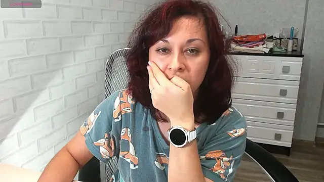 TeasyLana online show from 12-16-25, 08:02