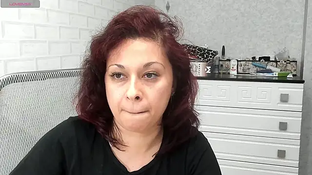 Snapshot of TeasyLana chatting on 11-24-25, 11:10 TeasyLana online show from 11-24-25, 11:10