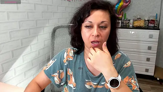 TeasyLana online show from 03-13-26, 08:47