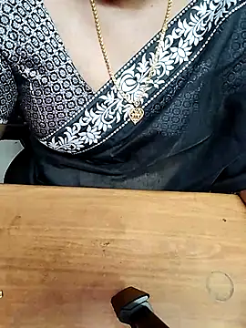 Aishu-tamil09 online show from 01-09-26, 06:53