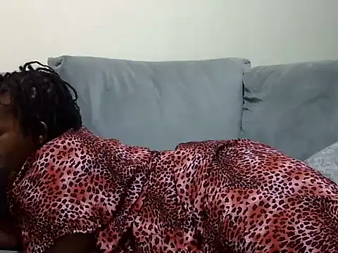 Pretty lilly02 online show from 06-03-26, 02:33