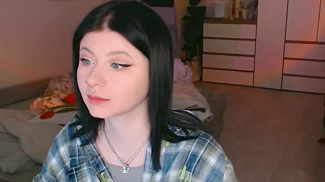 xoxoavi online show from 12-30-24, 02:31