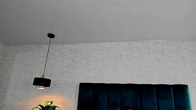 Luna18Pink online show from 11-03-25, 02:31