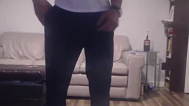 Snapshot of flexingplexico chatting on 05-10-26, 01:31 flexingplexico online show from 05-10-26, 01:31