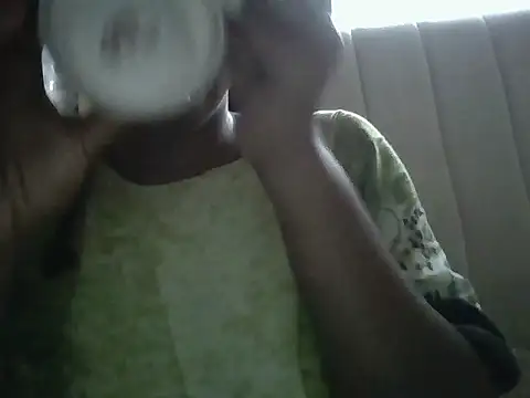 Snapshot of Queen_loveer chatting on 09-21-25, 07:13 Queen loveer online show from 09-21-25, 07:13