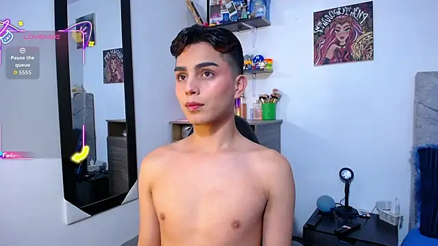 OwenBluee online show from 04-04-26, 11:39