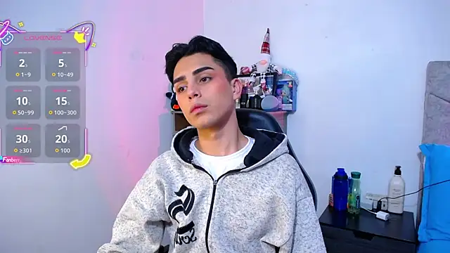 OwenBluee online show from 12-16-25, 11:20