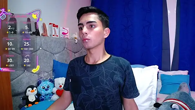 OwenBluee online show from 09-24-25, 11:21