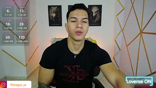 Snapshot of Taylor_John chatting on 02-17-25, 01:33 Taylor John online show from 02-17-25, 01:33