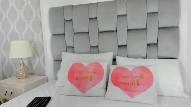 Kimberlin Cam  online show from 02-20-26, 07:27