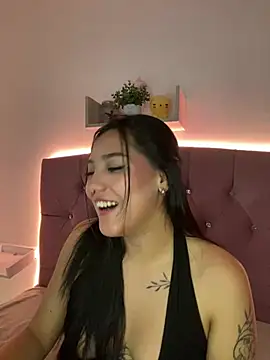 angellique 22 online show from 03-18-25, 10:17