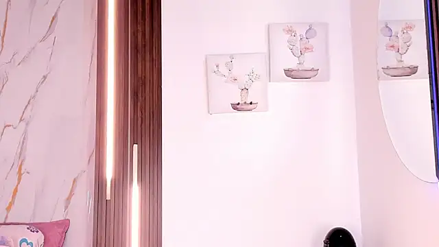 mia six66 online show from 03-22-26, 12:18