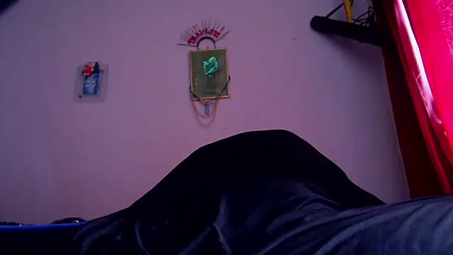 Zafiro subversiva online show from 04-08-26, 02:40