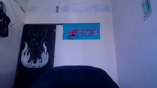 Zafiro subversiva online show from 12-16-25, 02:32