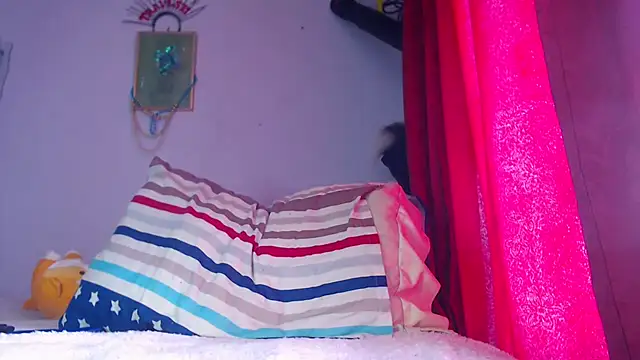 Zafiro subversiva online show from 03-26-26, 02:26