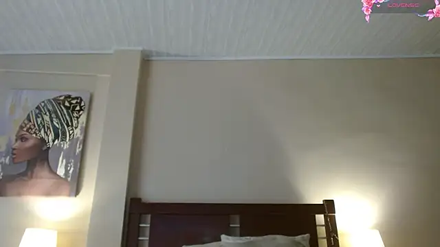 hillary foox online show from 10-23-25, 06:28