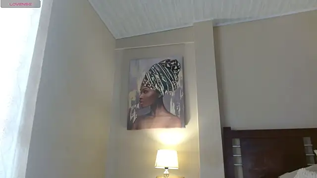 hillary foox online show from 11-18-25, 06:33