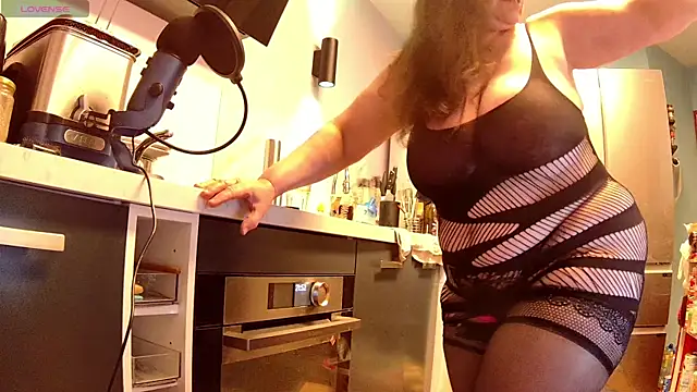 Endrocleia online show from 05-19-26, 07:54
