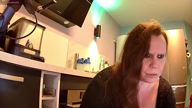 Endrocleia online show from 11-28-25, 12:33