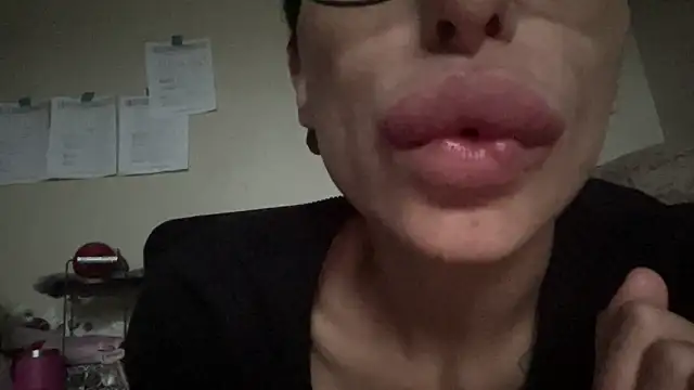 myloveforyouu online show from 04-21-26, 12:56