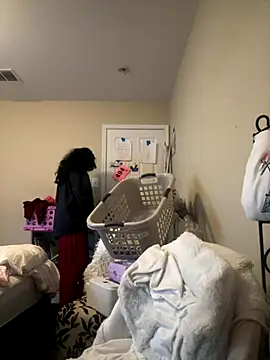 myloveforyouu online show from 11-05-25, 02:20