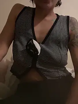 Snapshot of myloveforyouu chatting on 02-13-26, 05:51 myloveforyouu online show from 02-13-26, 05:51