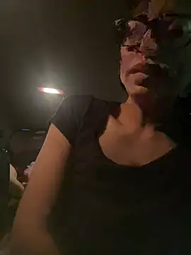 Snapshot of myloveforyouu chatting on 02-09-26, 12:52 myloveforyouu online show from 02-09-26, 12:52