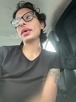 Snapshot of myloveforyouu chatting on 02-13-26, 09:04 myloveforyouu online show from 02-13-26, 09:04