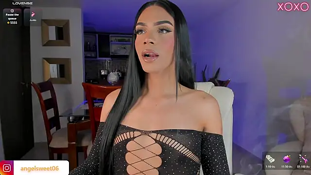 Snapshot of ANGELL06 chatting on 10-20-25, 06:04 ANGELL06 online show from 10-20-25, 06:04