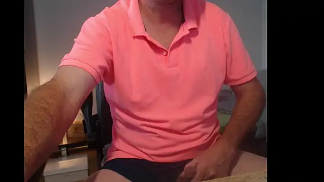 tuttiluss44 online show from 10-25-25, 06:34