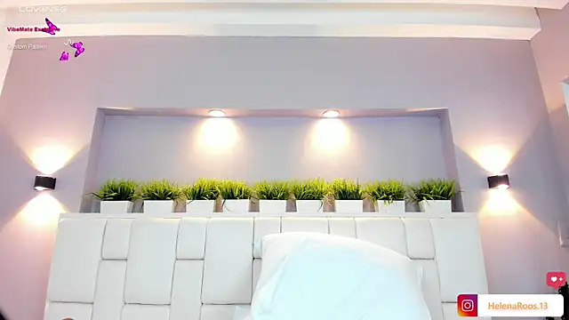 HelenaRoos online show from 12-13-25, 08:04