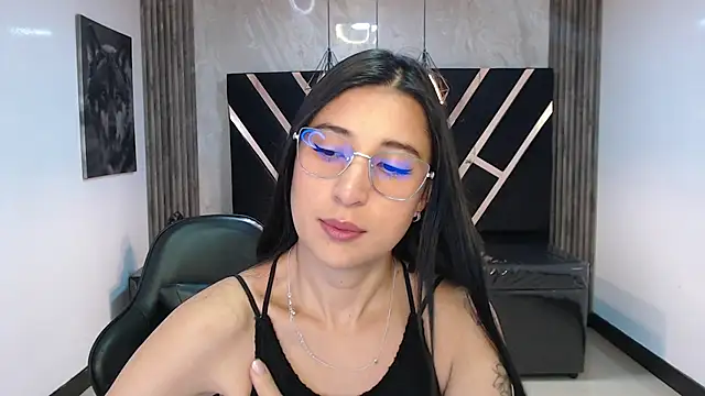 lizzyluk ch online show from 01-18-26, 12:19